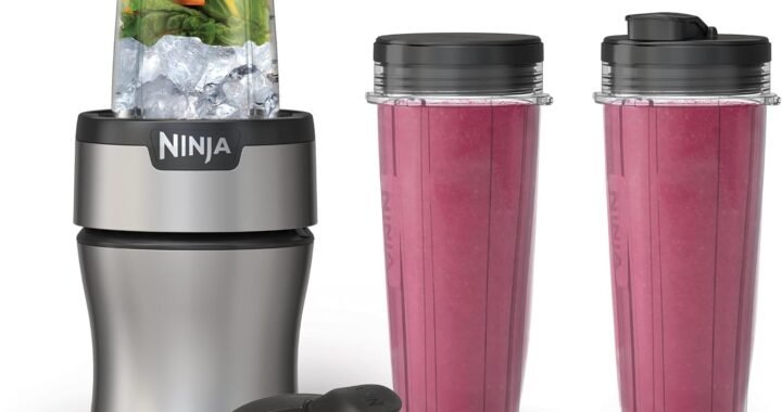 Ninja Nutri-Plus Personal Blender, 900PW, (3) 20oz Cups, Silver, BN301